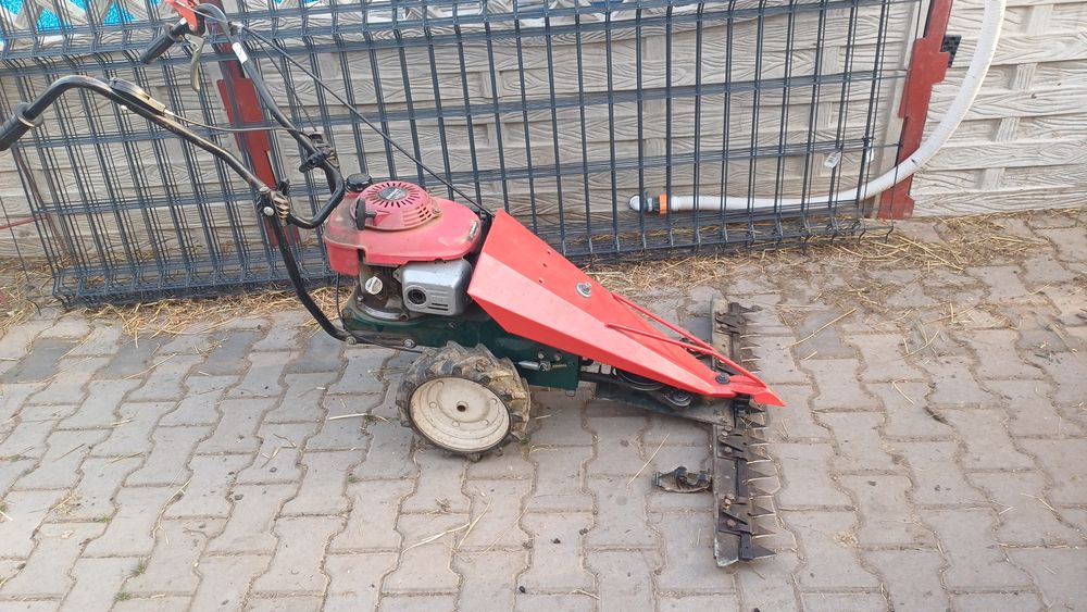Kosiarka listwowa Honda 4,5KM napęd