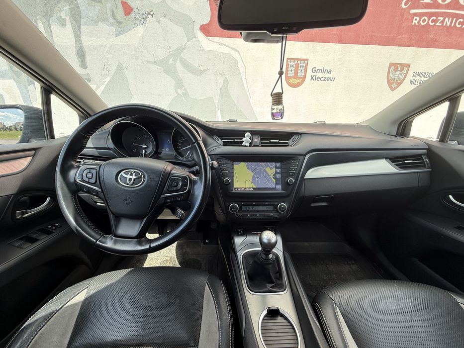 Toyota avensis t27 2.0 d4 143km