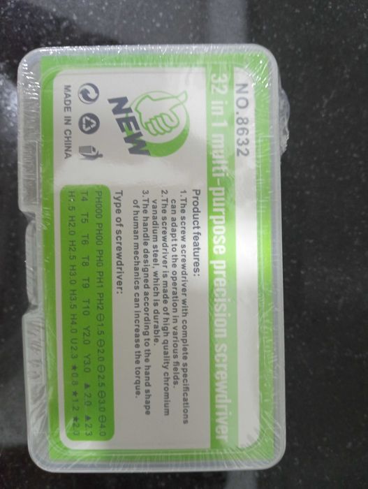 Ferramenta  nova com 32 pontas