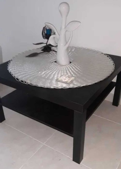 Mesa de centro preta