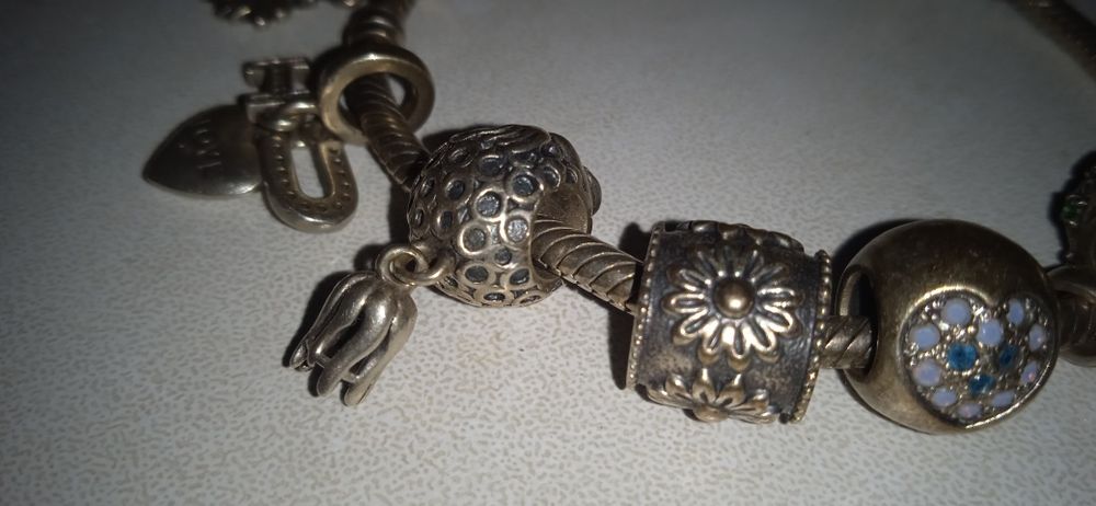 Срібний браслет у стилі Pandora