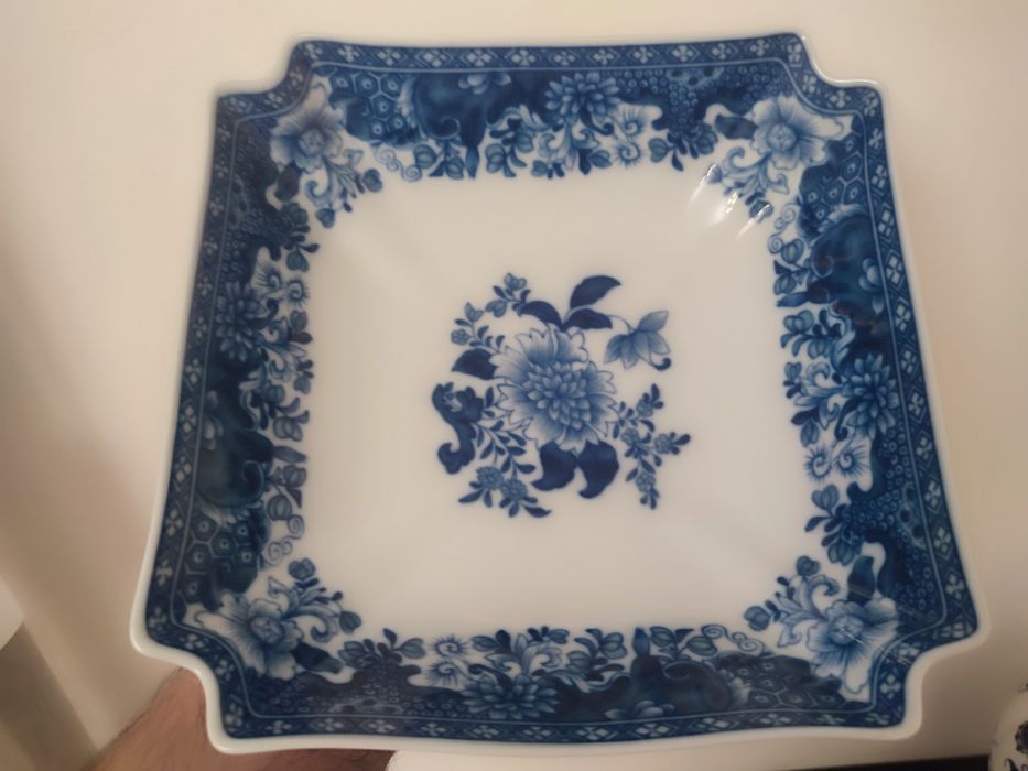 Taça Quadrada Vista Alegre / Mottahedeh - Metropolitan Museum NY