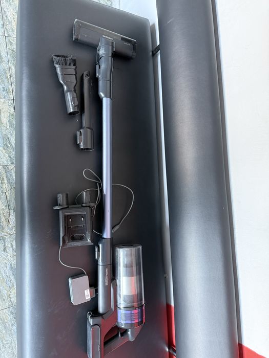 Акумуляторний пилосос SAMSUNG Jet 65 VS15A6031R4