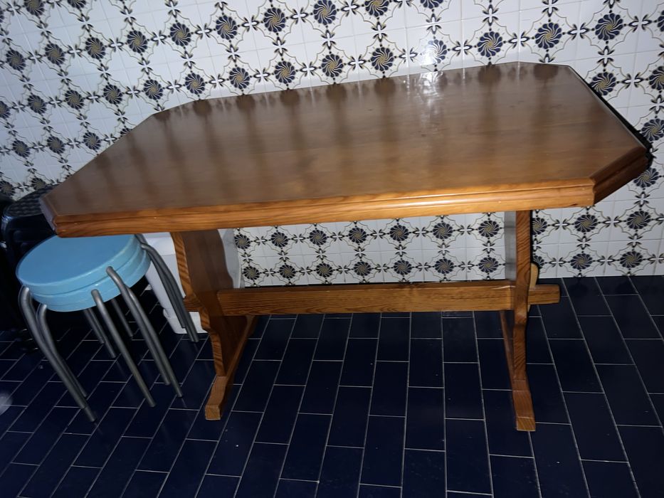 Mesa para cozinha 4 ou 6 pessoas