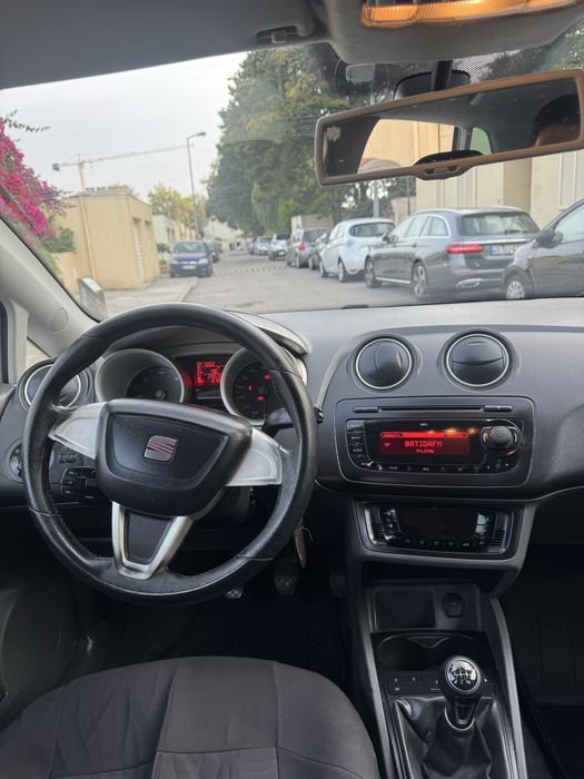 Seat ibiza 1.6 TDI ST foto 4