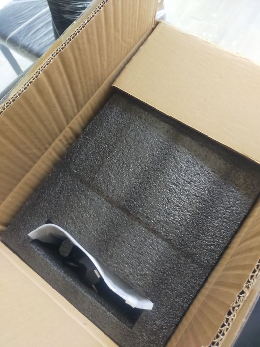 Vendo gerador solar Allpowers 600w novo