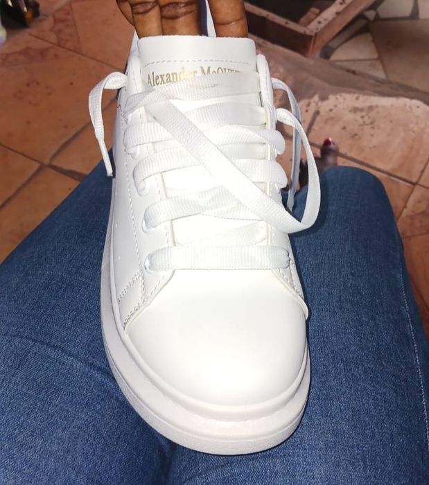 Vendo tênis original e de melhor qualidade