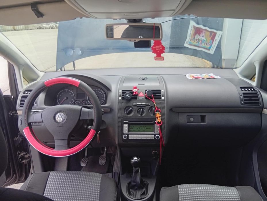 Volkswagen Touran, 2008