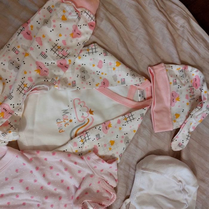 Одяг для немовляти