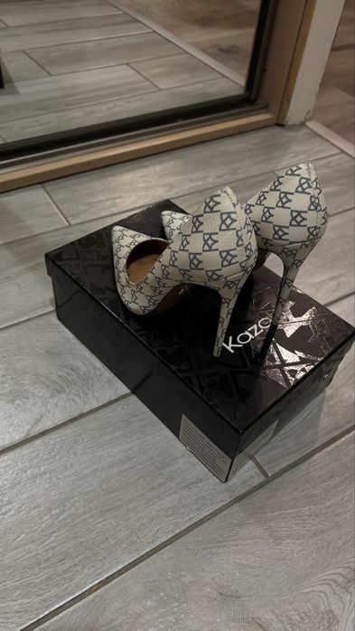 Sprzedam buty firmy Kazar ze skóry naturalnej Ubrane raz jak nowe