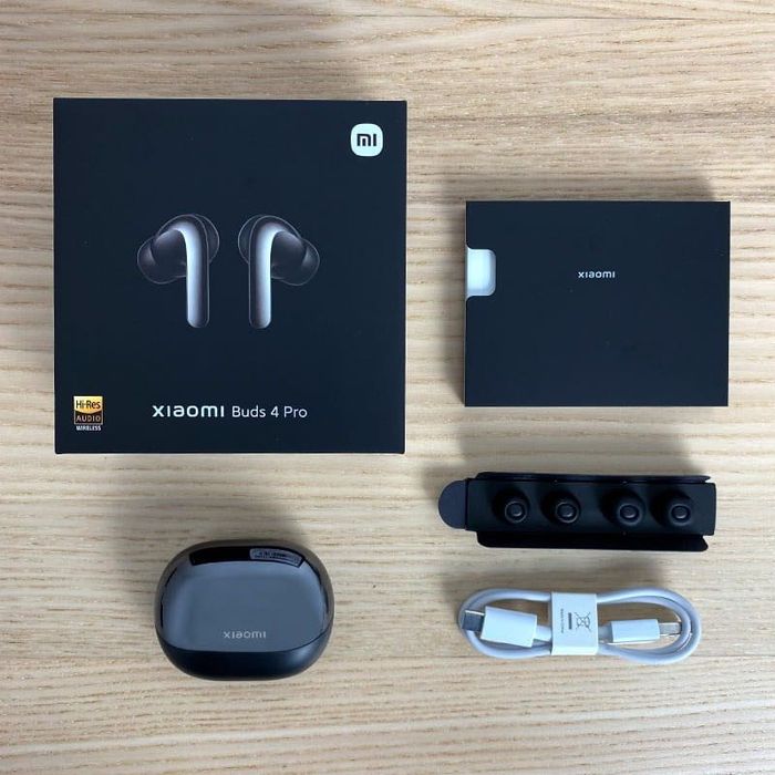 Auriculares bluetooth Xiaomi Buds 4 Pro- novo, 3 anos de garantia