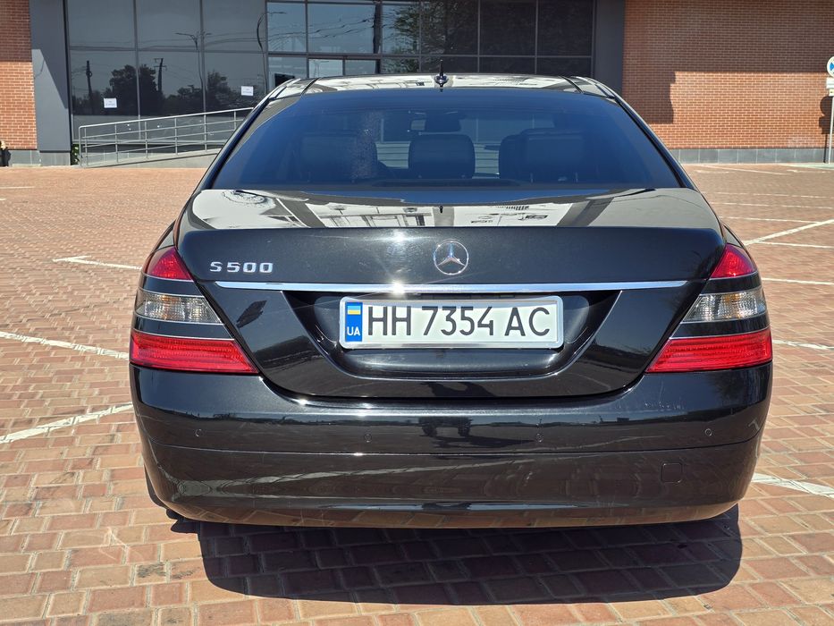 Продам свой Mercedes Benz w221 Long S500 5.5 идеальный