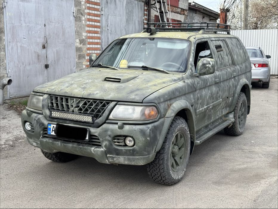 Паджеро спорт дизель Українська реестрація