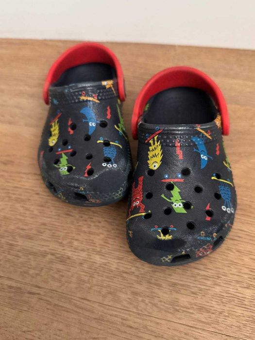 Дитячі шльопанці Crocs C 7 саби