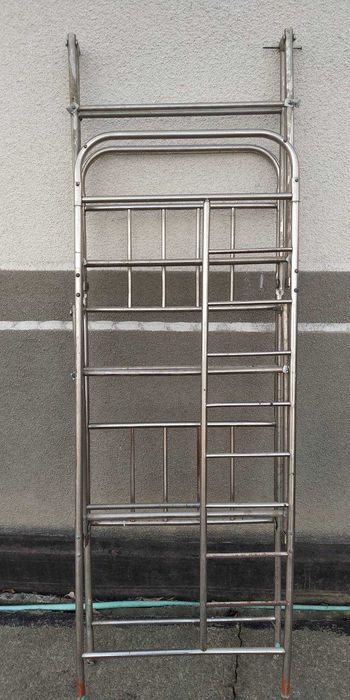 Ліжка дитячі металеві розкладні