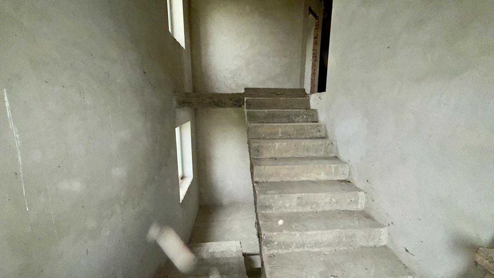 Продається будинок з ділянкою в с. Хриплин (7)