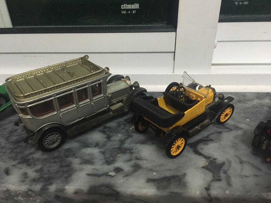 Carro corgi toys - Bentley, Rolls, Citroen, Ford T