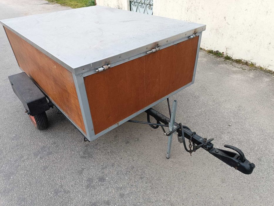 Atrelado para automóvel