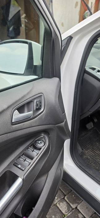 Ford escape 2016r Tytanium