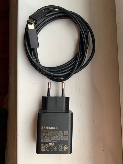 Ladowarka samsung super fast charge USB 45w+kabel 1.8m stan j. Na zdję