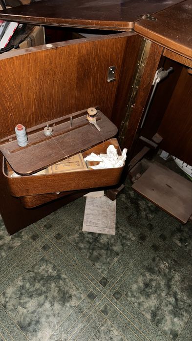 Німецька швейна машинка Textima