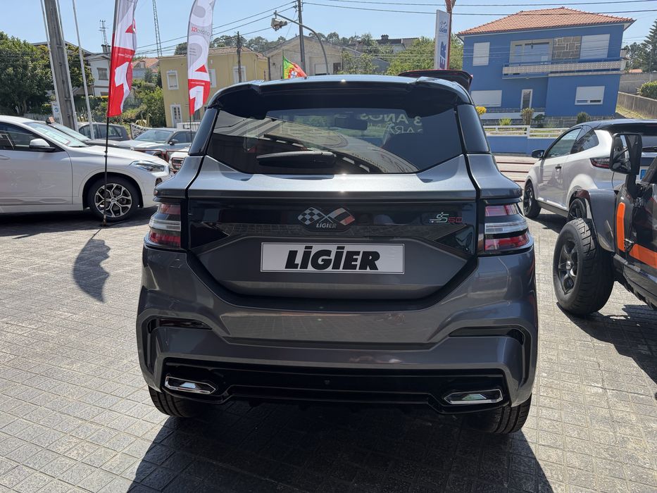 Ligier JS 50 Ultimate (Cinza) – O Futuro da Mobilidade Urbana Totalmente Novo!