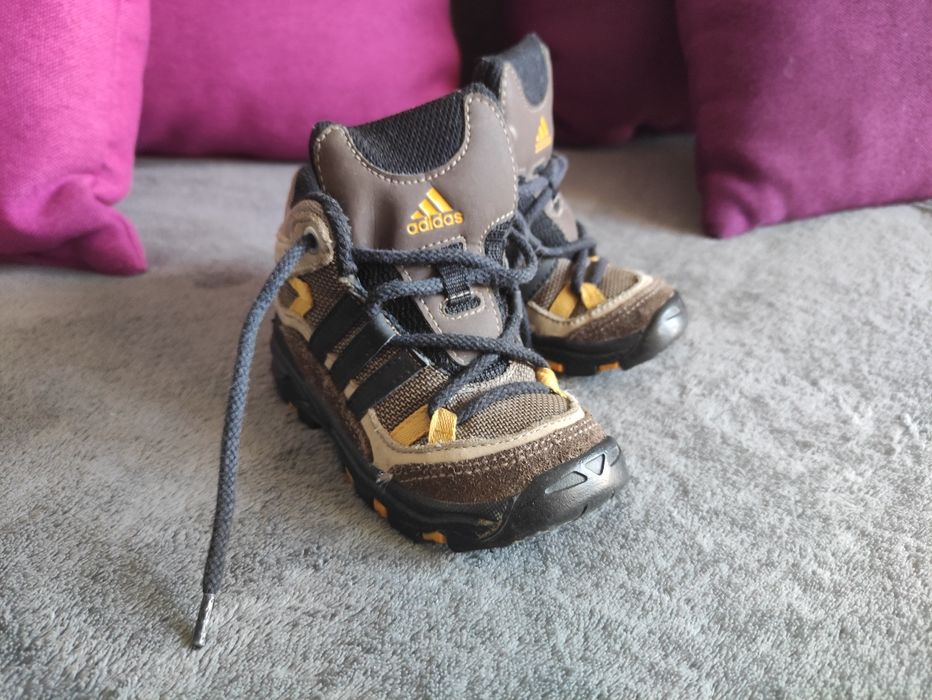 Buciki adidas traperki 22 zimowe, w góry, wycieczka