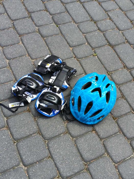 Kask i ochraniacze