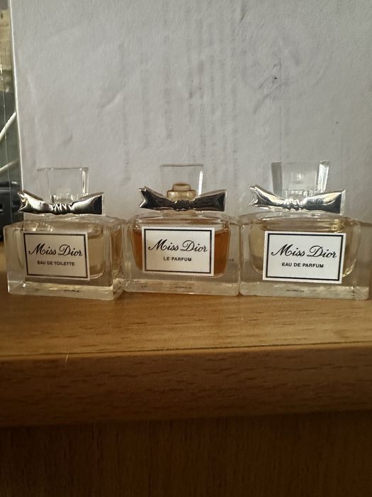 Продам духи dior  3шт сет