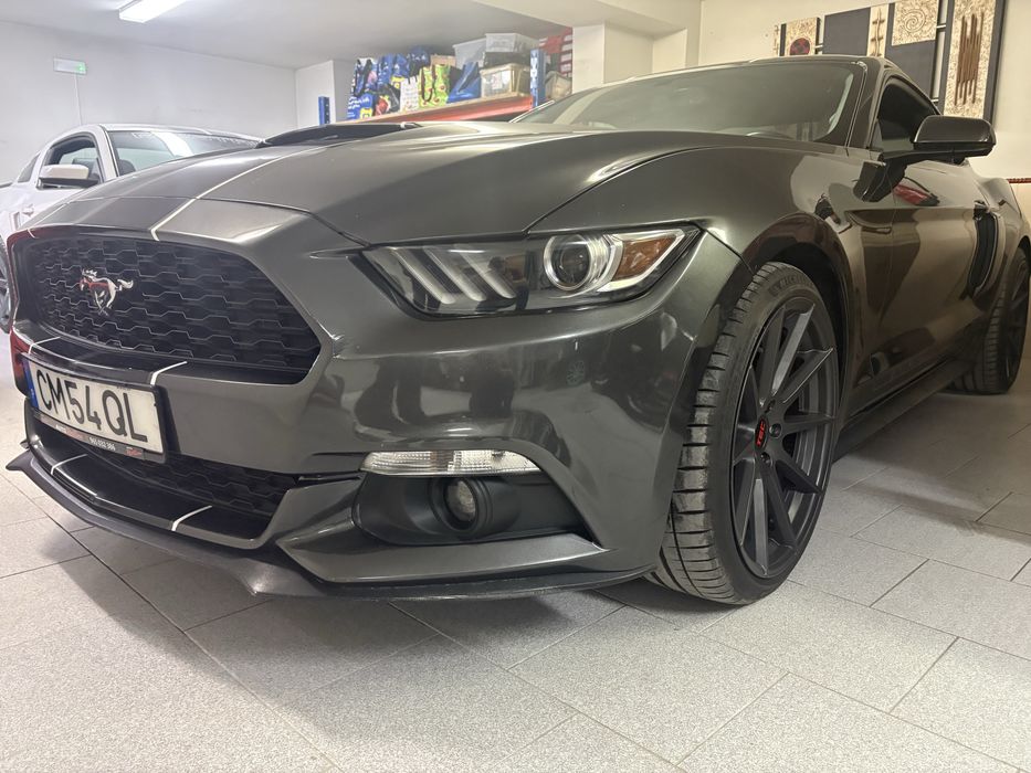 FORD MUSTANG 2.3 cc - 315 cv