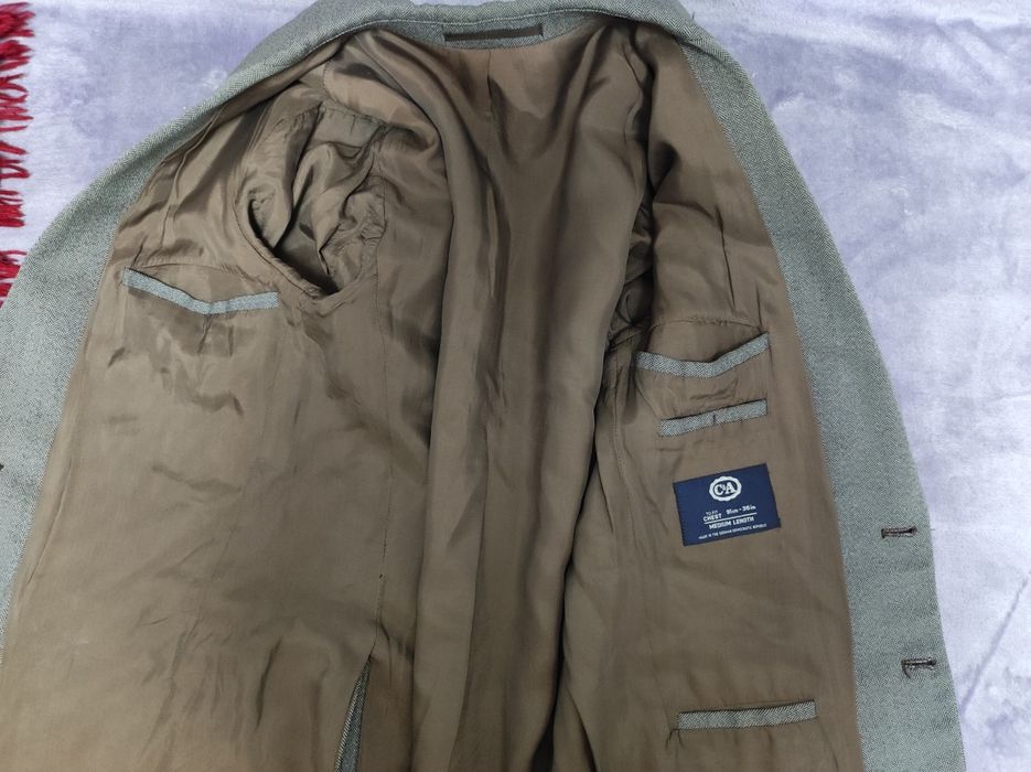 Чоловічий костюм фірми C&A