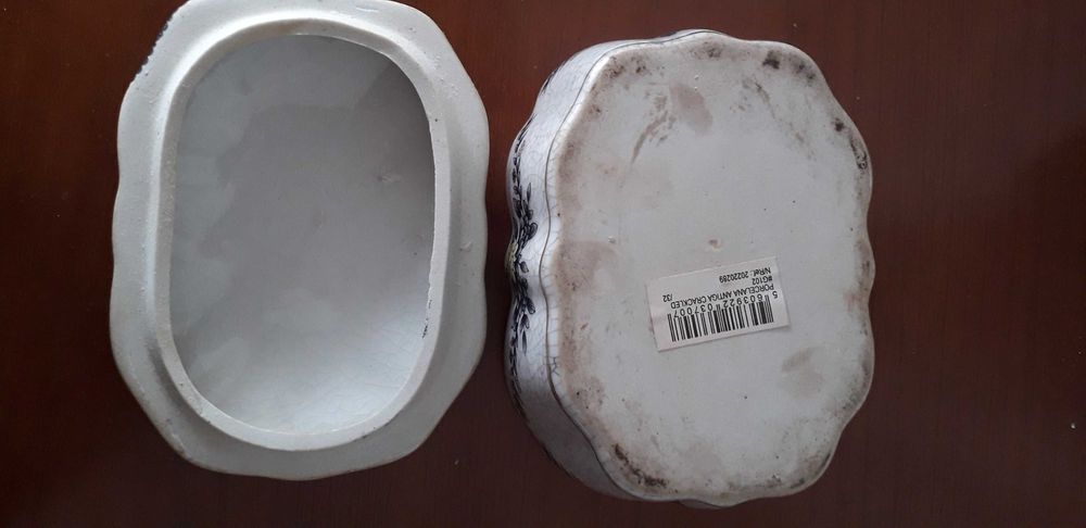 Porta jóias em porcelana antiga