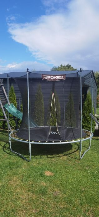Trampolina ogrodowa