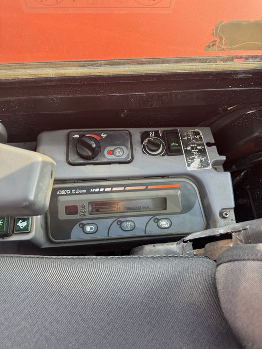 mini giratoria kubota u 45