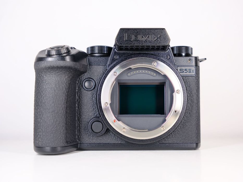 panasonic lumix s5ii - купить фототехнику, видеоаппаратуру - Цена
