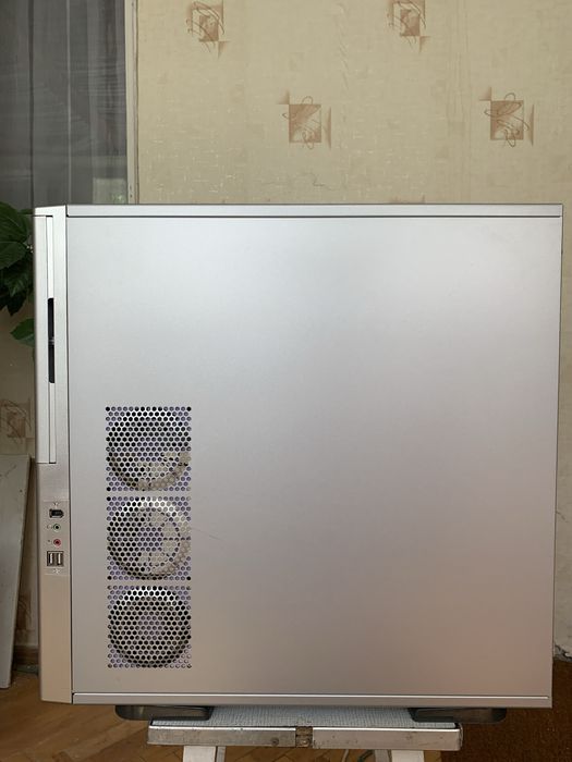 Chieftec корпус + решта