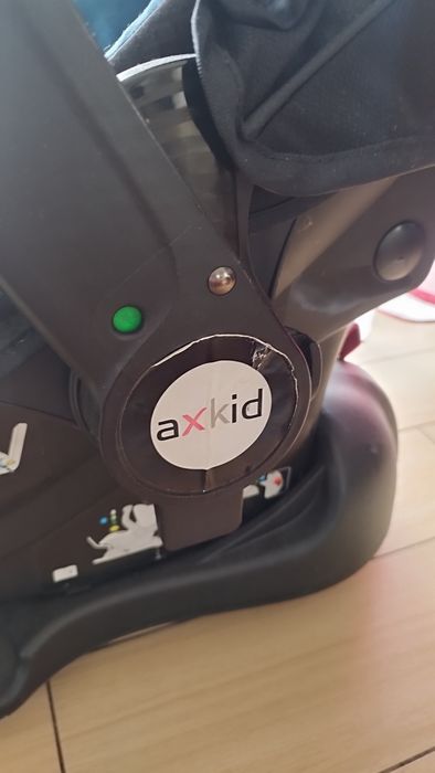 Fotelik, łupina, nosidełko Axkid