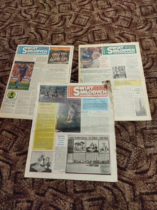 Świat młodych 3szt kompletne