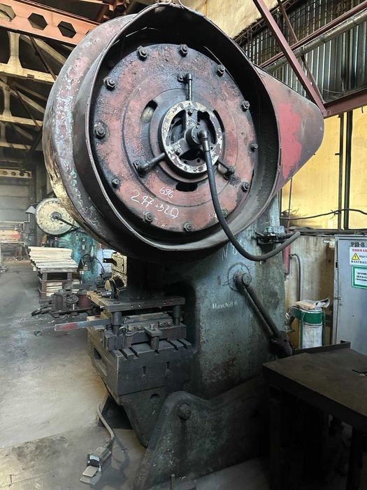 Гильотина. Пресс для сшивки. Пресс 100 тн