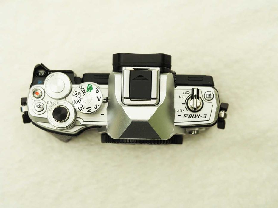Olympus OM D EM10 III stan bdb | przebieg 9317