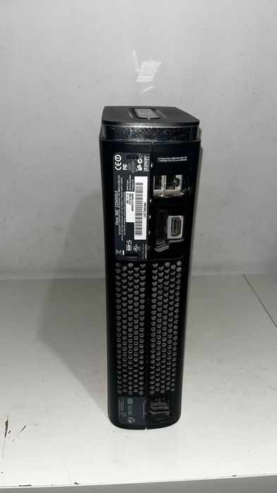 Xbox 360 120GB em Ótimo estado - Totalmente Funcional