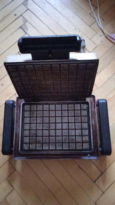 Вафельница Ласунка производства СССР