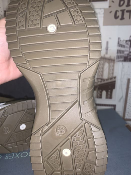 Зимові черевики, ботинки.