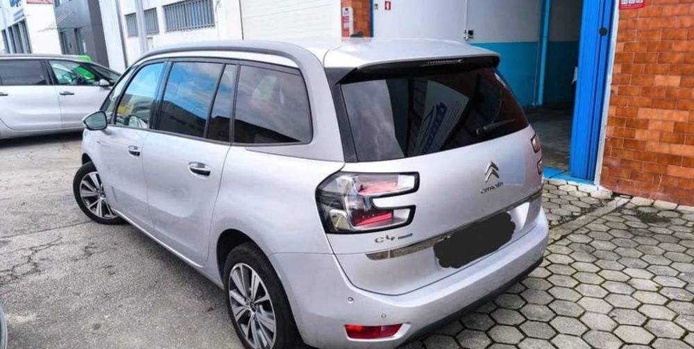 Citroën C4 Grand Picasso 7 Lugares – FULL EXTRAS – COMO NOVO – NACIONAL — photo 2