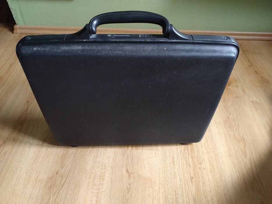Aktówka , walizka Samsonite