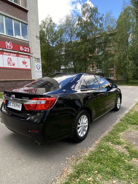 Toyota Camry 2013 Рік Офіційна!
