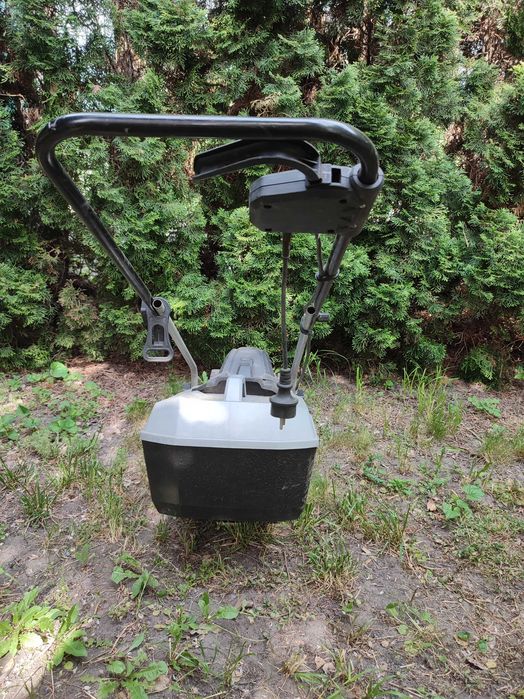 Газонокосилка электрическая Einhell GC-EM 1030 для умелых рук.