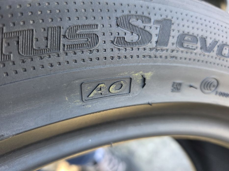 Шини резина покришки літо 235/50r19 Hankook