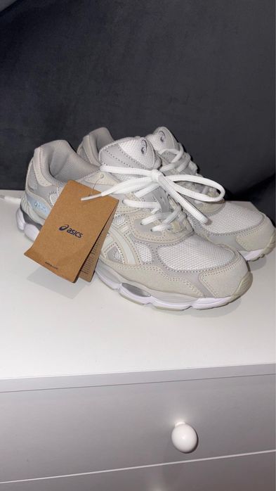 Asics NYC gel com caixa
