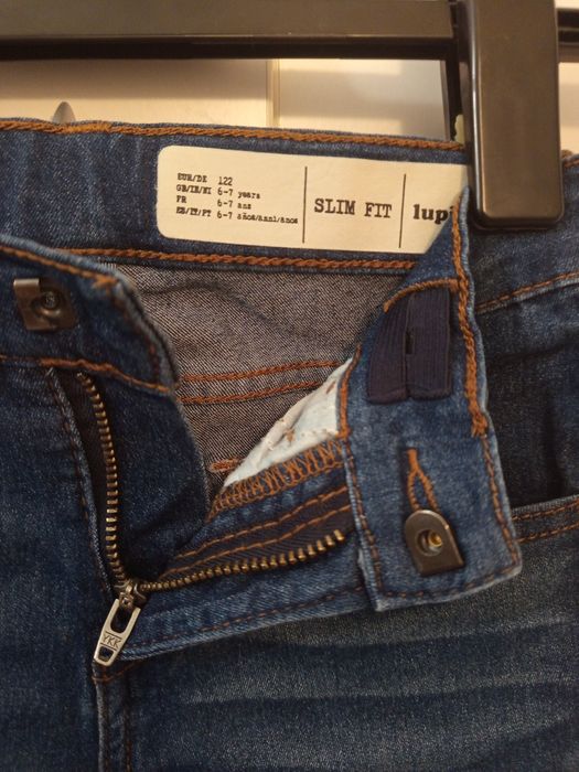 Ciemno granatowe jeansy Lupilu slim fit r 122